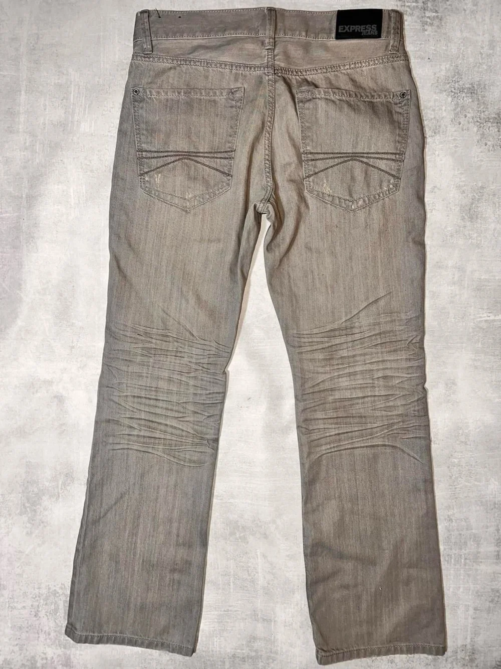 Express Men’s Straight Jeans in Gray with Faded Wash